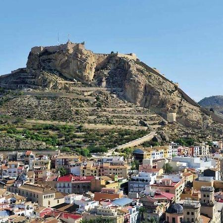 Beautiful Apartment In Calle Mayor Alicante Exterior photo